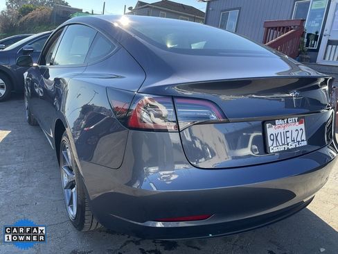 Used 2023 Tesla Model 3 Standard Range image 88