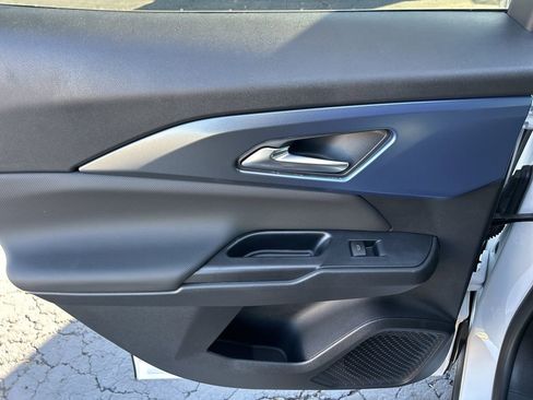 New 2026 Chevrolet Equinox EV LT w/ LPO, Blackout Package FWD image 36
