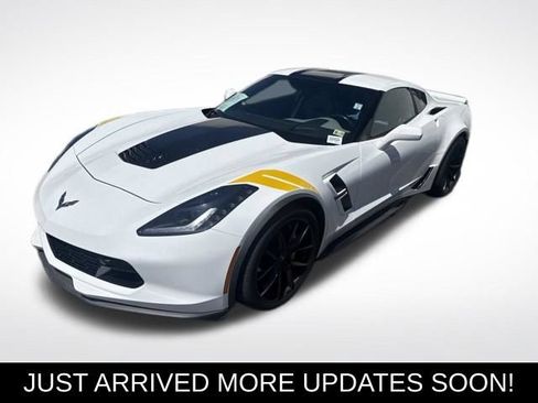 Used 2018 Chevrolet Corvette Grand Sport RWD image 1