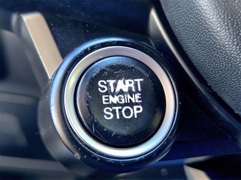 Used 2022 Alfa Romeo Stelvio Sprint image 25