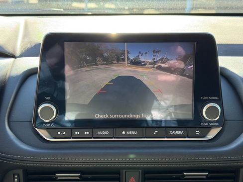 Certified 2021 Nissan Rogue S image 25