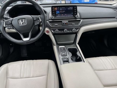 Used 2022 Honda Accord Touring image 14