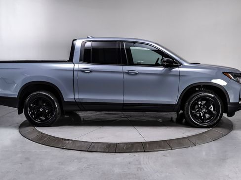 Used 2023 Honda Ridgeline Black Edition image 7