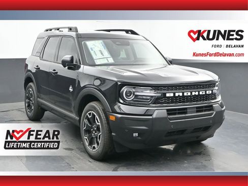 New 2025 Ford Bronco Sport Outer Banks w/ Outer Banks Tech Package+ AWD/4WD image 1
