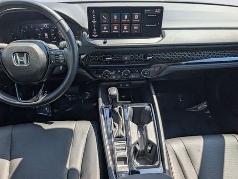Used 2025 Honda Accord EX-L image 16