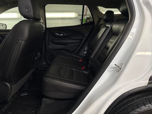 Used 2023 GMC Terrain Denali w/ Denali Premium Package AWD/4WD image 36