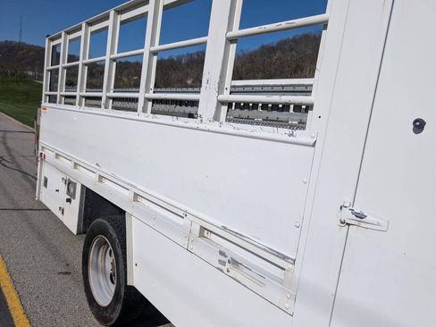 Used 2015 Ford F450 XL w/ XL Value Package RWD image 32