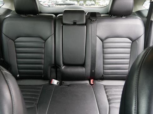 Used 2021 Ford Edge SEL AWD/4WD image 13