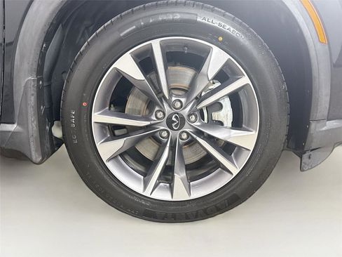 Used 2022 INFINITI QX60 Luxe w/ Vision Package image 35