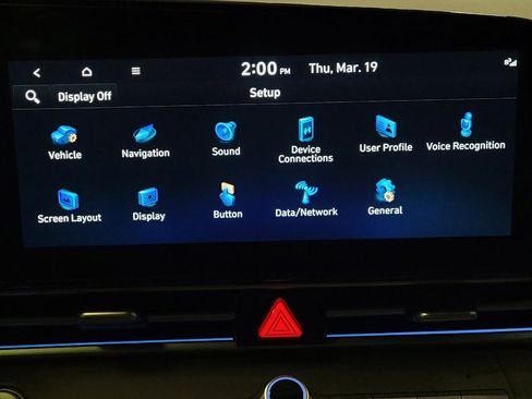 Used 2024 Hyundai Elantra SEL image 25