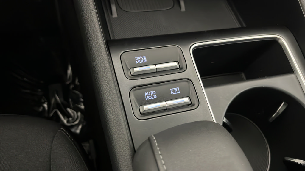 Used 2025 Hyundai Sonata SEL FWD image 31