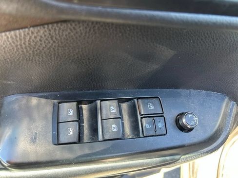 Used 2019 Toyota Highlander XLE AWD/4WD image 20