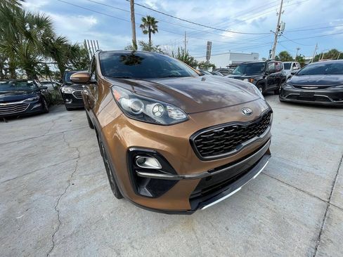 Used 2020 Kia Sportage S w/ S FWD Sunroof Package image 3