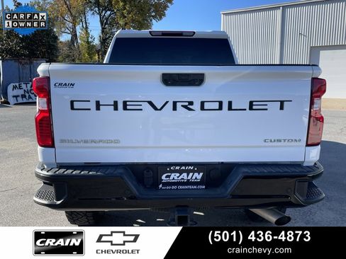Used 2024 Chevrolet Silverado 2500 Custom w/ Custom Value Package image 6