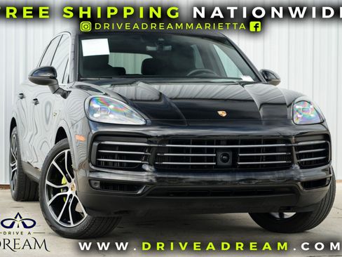Used 2022 Porsche Cayenne E-Hybrid image 2