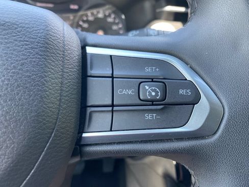 Used 2024 Jeep Compass Latitude AWD/4WD image 24