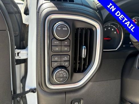 Used 2022 Chevrolet Silverado 1500 LTZ AWD/4WD image 23