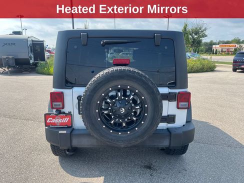 Used 2015 Jeep Wrangler Unlimited Sport w/ Quick Order Package 24S AWD/4WD image 4