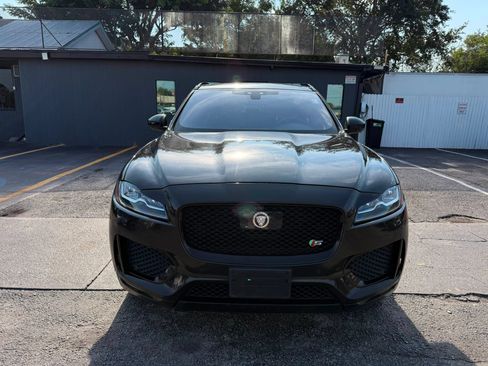 Used 2017 Jaguar F-PACE S AWD/4WD image 2