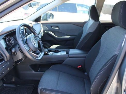 Used 2023 Nissan Rogue SV FWD image 31