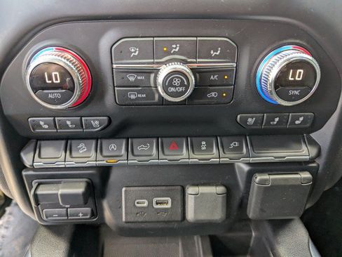 Used 2019 GMC Sierra 1500 SLT w/ SLT Premium Package AWD/4WD image 22