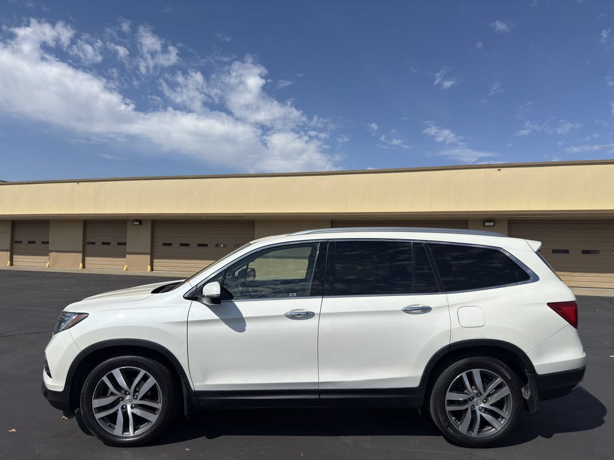 Used 2016 Honda Pilot Touring image 4