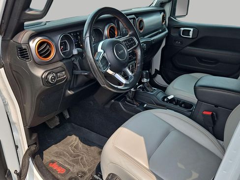 Used 2021 Jeep Gladiator Mojave AWD/4WD image 14