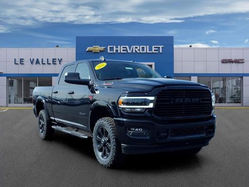Used 2022 RAM 2500 Laramie w/ Night Edition AWD/4WD image 1