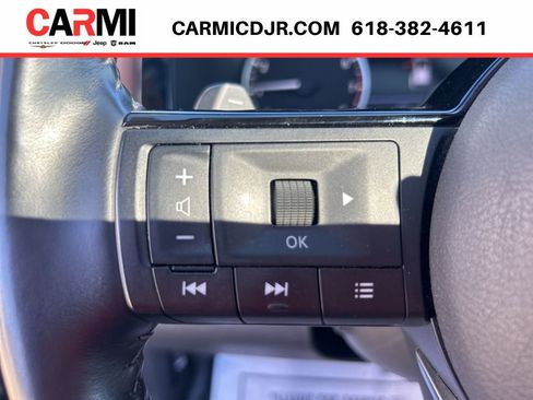 Used 2022 Nissan Pathfinder Platinum w/ Cargo Package image 18