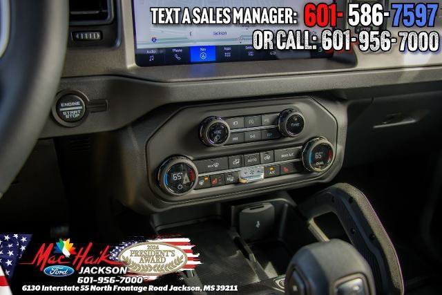 Used 2026 Ford Bronco Badlands AWD/4WD image 35