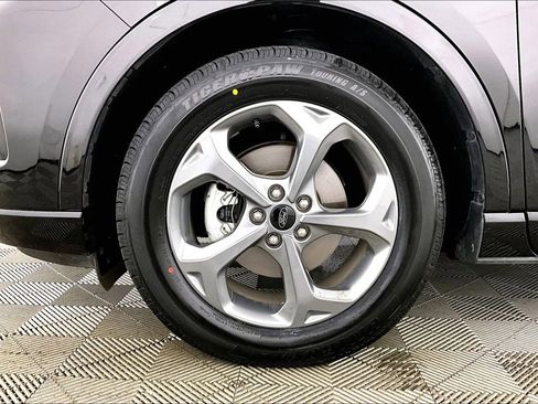 Used 2024 Ford Escape ST-Line image 8