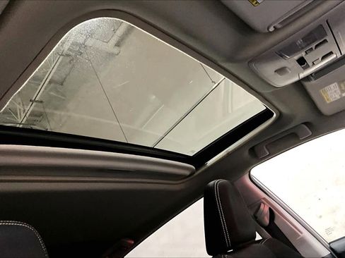 Used 2018 Toyota RAV4 XLE image 12