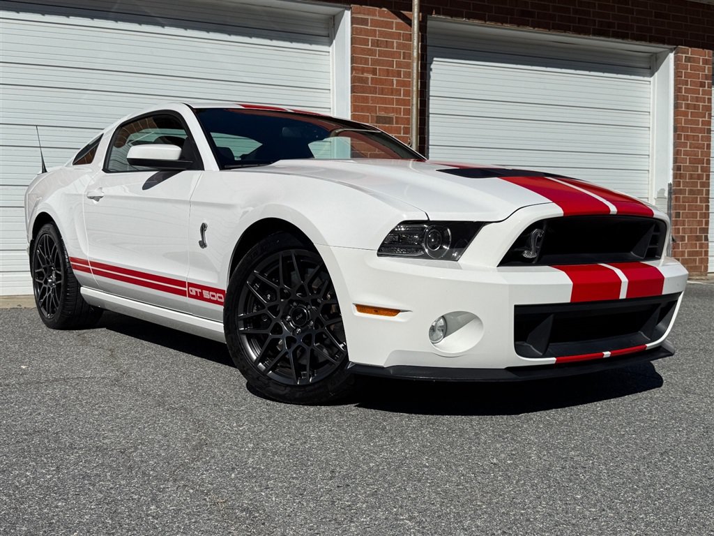 Used 2013 Ford Mustang Shelby GT500 RWD image 28