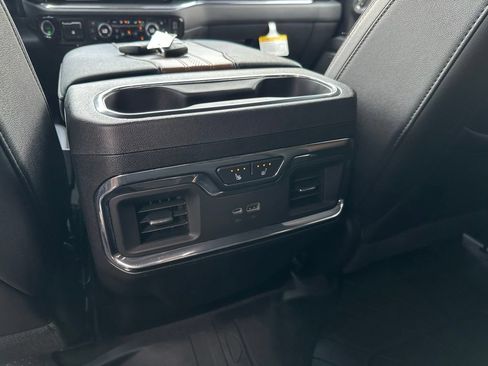 Used 2024 Chevrolet Silverado 2500 High Country w/ High Country Premium Package AWD/4WD image 22
