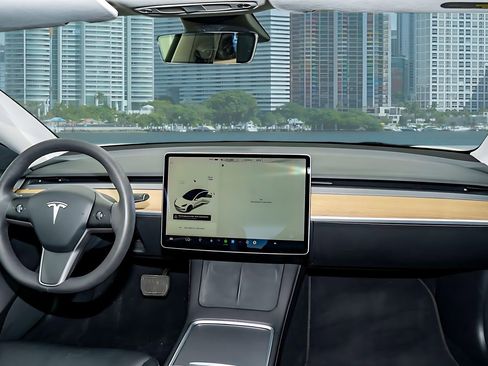 Used 2021 Tesla Model 3 Long Range image 20