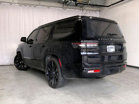 Used 2023 Jeep Grand Wagoneer Series II image 5