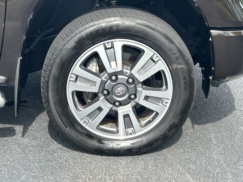 Used 2019 Toyota Tundra Platinum AWD/4WD image 33