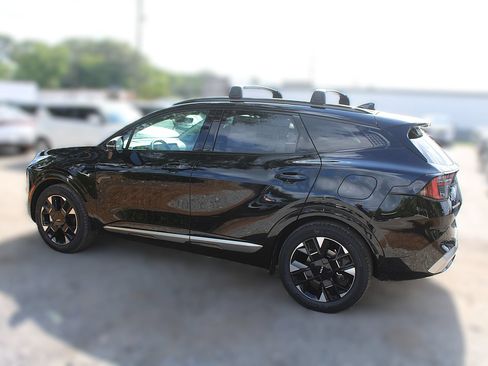 New 2026 Kia Sportage SX FWD image 13