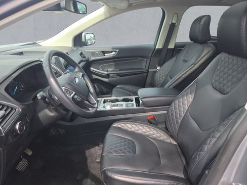 Used 2024 Ford Edge Titanium w/ Equipment Group 301A AWD/4WD image 11