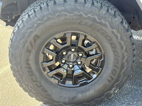 Used 2024 Ford Bronco Raptor w/ Interior Carbon Fiber Pack 6 AWD/4WD image 32