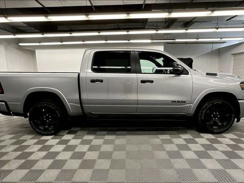 Used 2025 RAM 1500 Big Horn AWD/4WD image 16