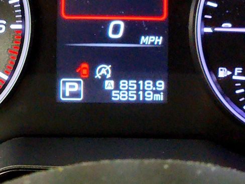 Used 2023 Subaru Outback Premium AWD/4WD image 15