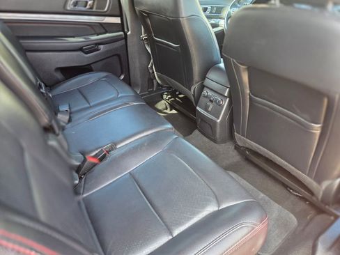 Used 2019 Ford Explorer Sport AWD/4WD image 11