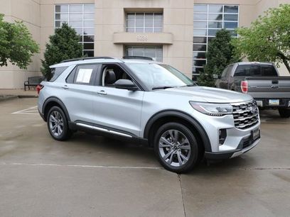 Used 2025 Ford Explorer Active w/ Active Comfort Package
