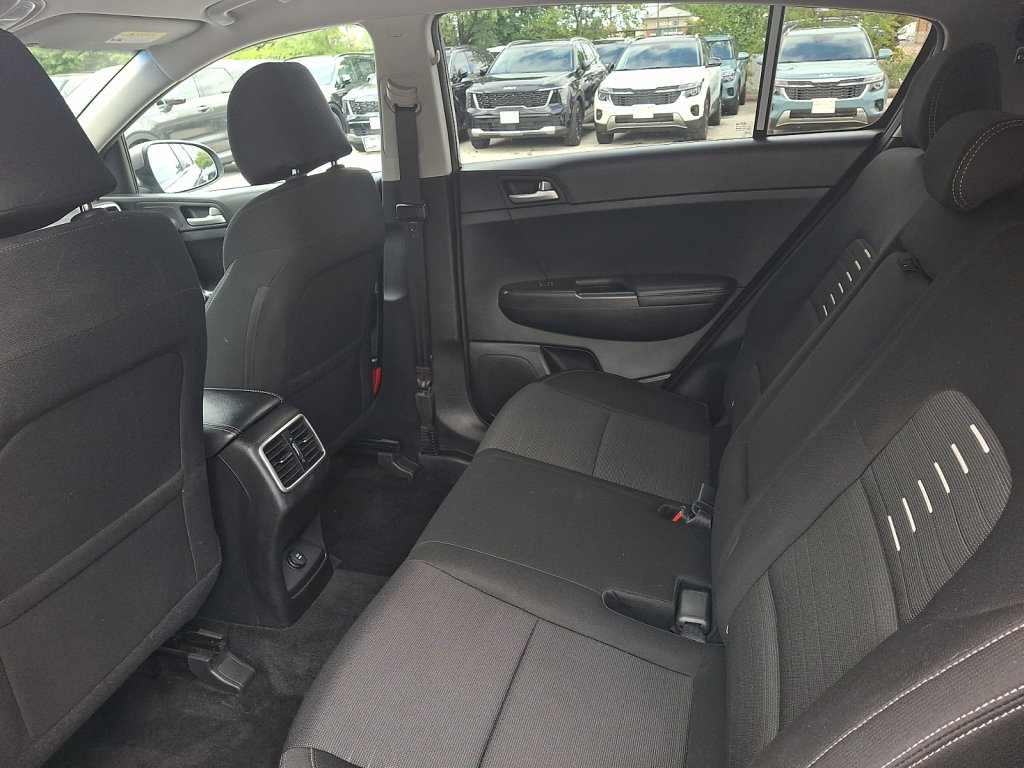 Used 2018 Kia Sportage LX AWD/4WD image 20