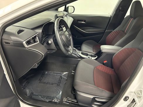 Used 2024 Toyota Corolla SE FWD image 12