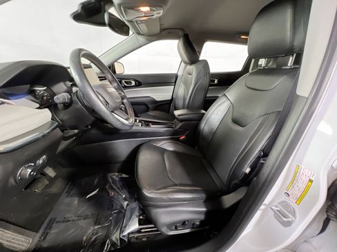 Used 2022 Jeep Compass Limited AWD/4WD image 20