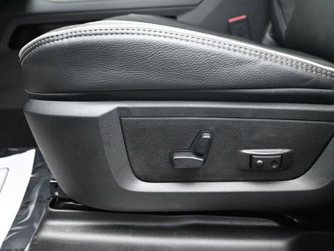 New 2026 RAM 2500 Limited image 24