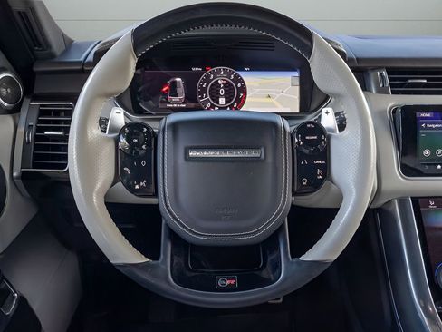 Used 2020 Land Rover Range Rover Sport SVR image 32