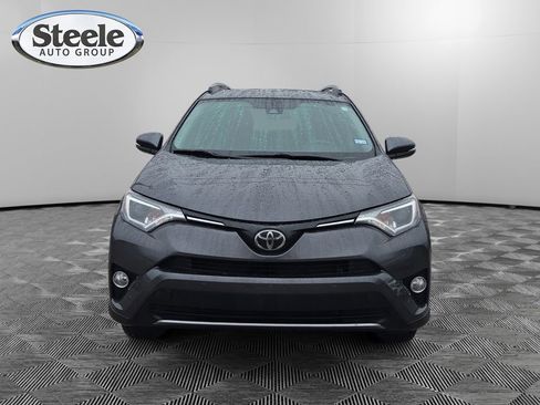 Used 2018 Toyota RAV4 XLE image 8